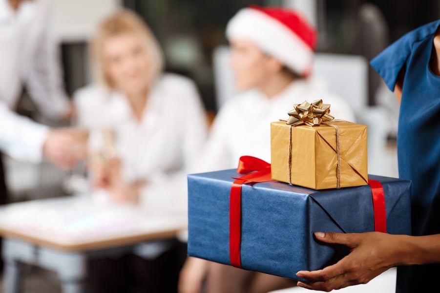17 Awesome Holiday Office Party Games