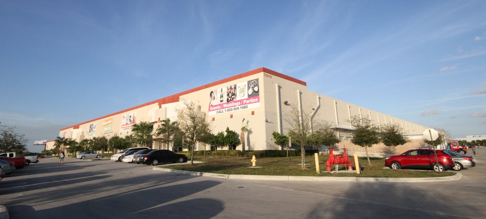 Creating a Customized Connection at DiscountMugs